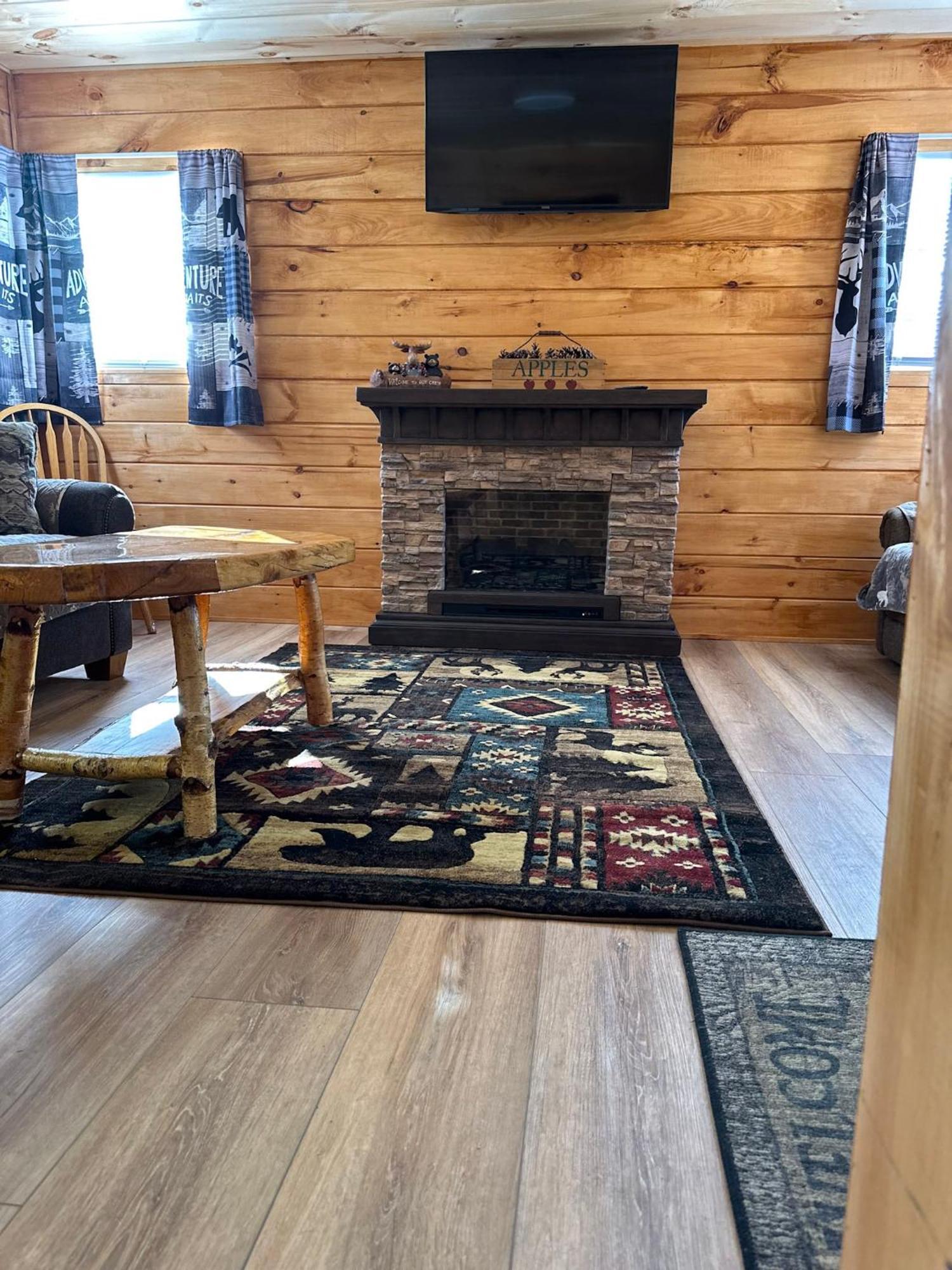 Rowe'S Adirondack Cabins Of Schroon Lake Ngoại thất bức ảnh